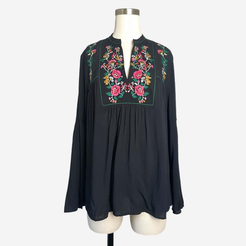 Loft NWT Black floral embroidered bell sleeve blouse western boho cowgirl M
